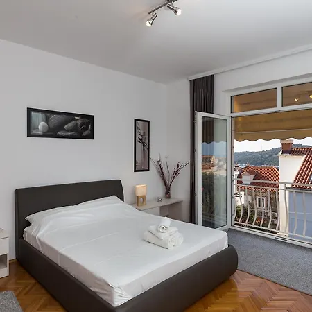 Apartment Scenic