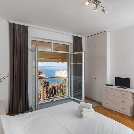 Apartment Scenic *