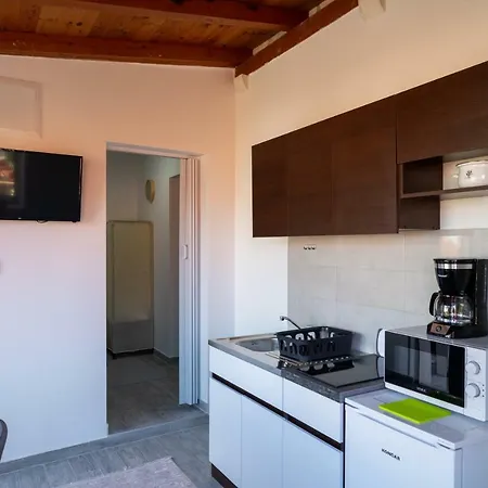 Scenic Apartment *